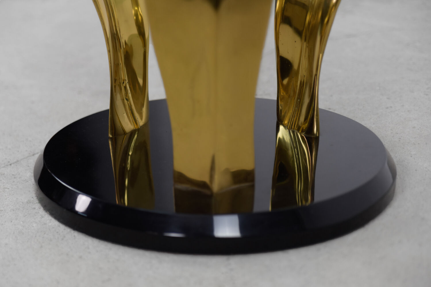 Vintage Glamour Hollywood Regency Glass & Brass Palm Leaf Cocktail Coffee Table, 1970s