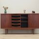 Buffet haut en teck, design danois, années 1960, production : Omann Jun