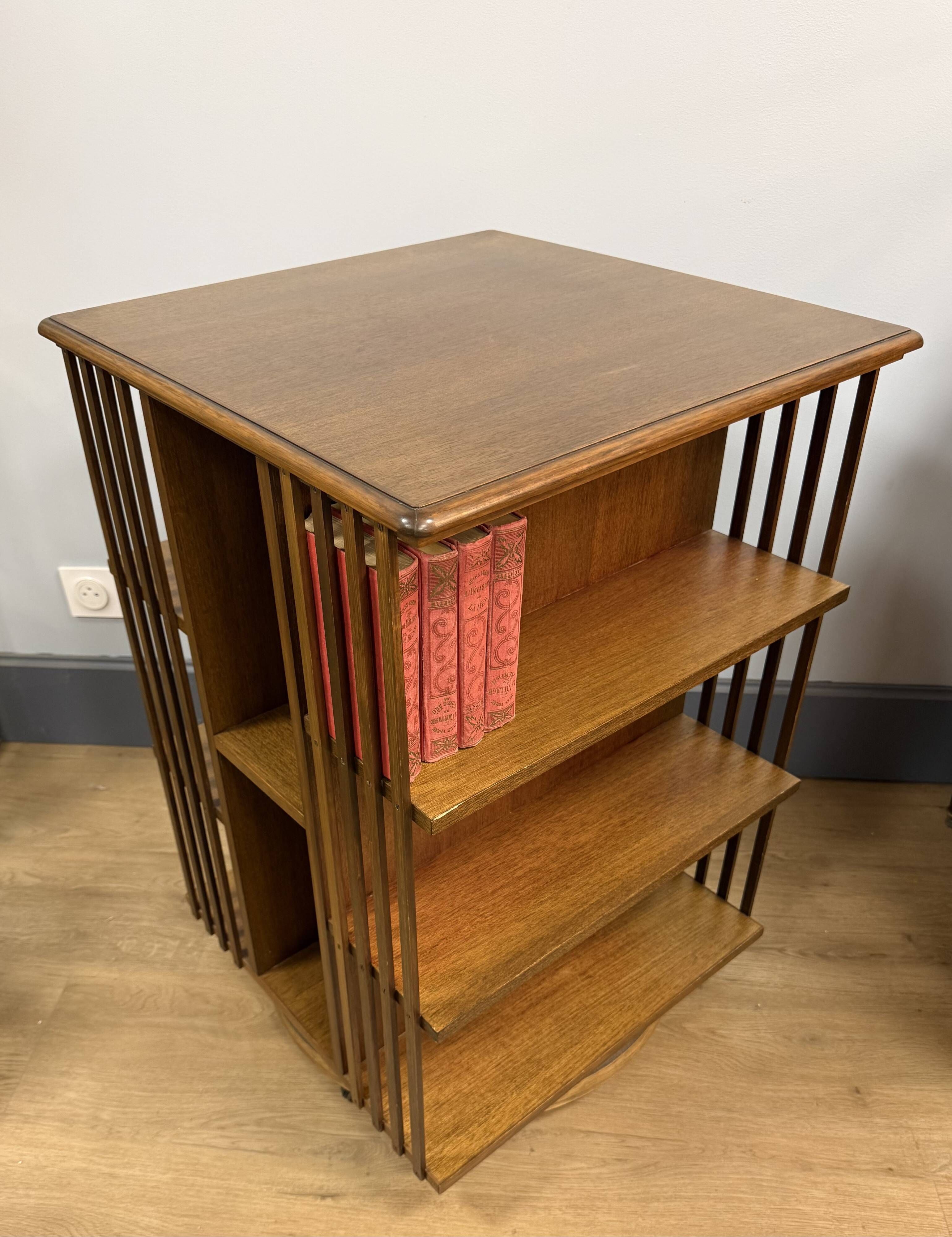 Bibliothèque tournante des années 70