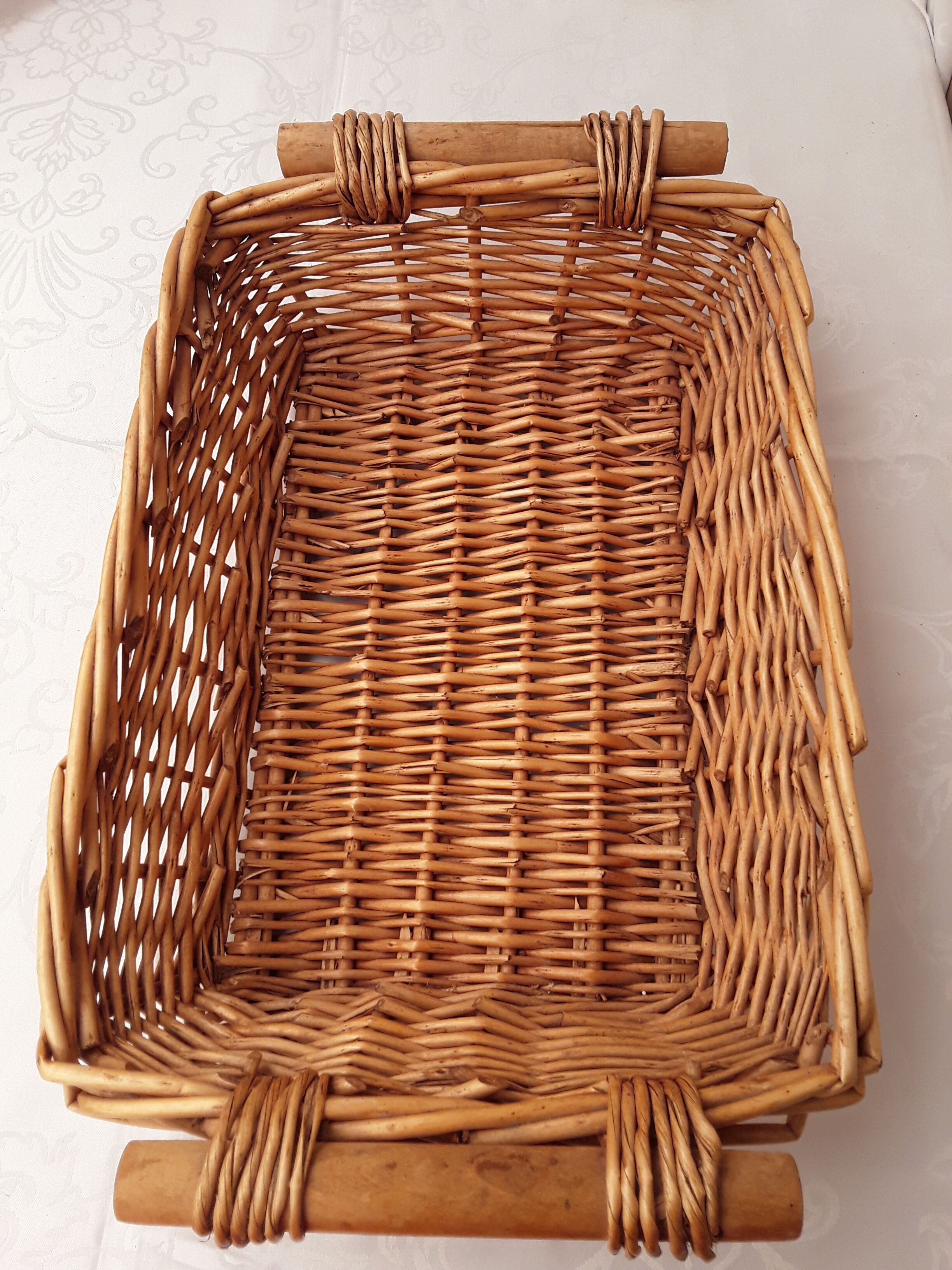 Wicker basket