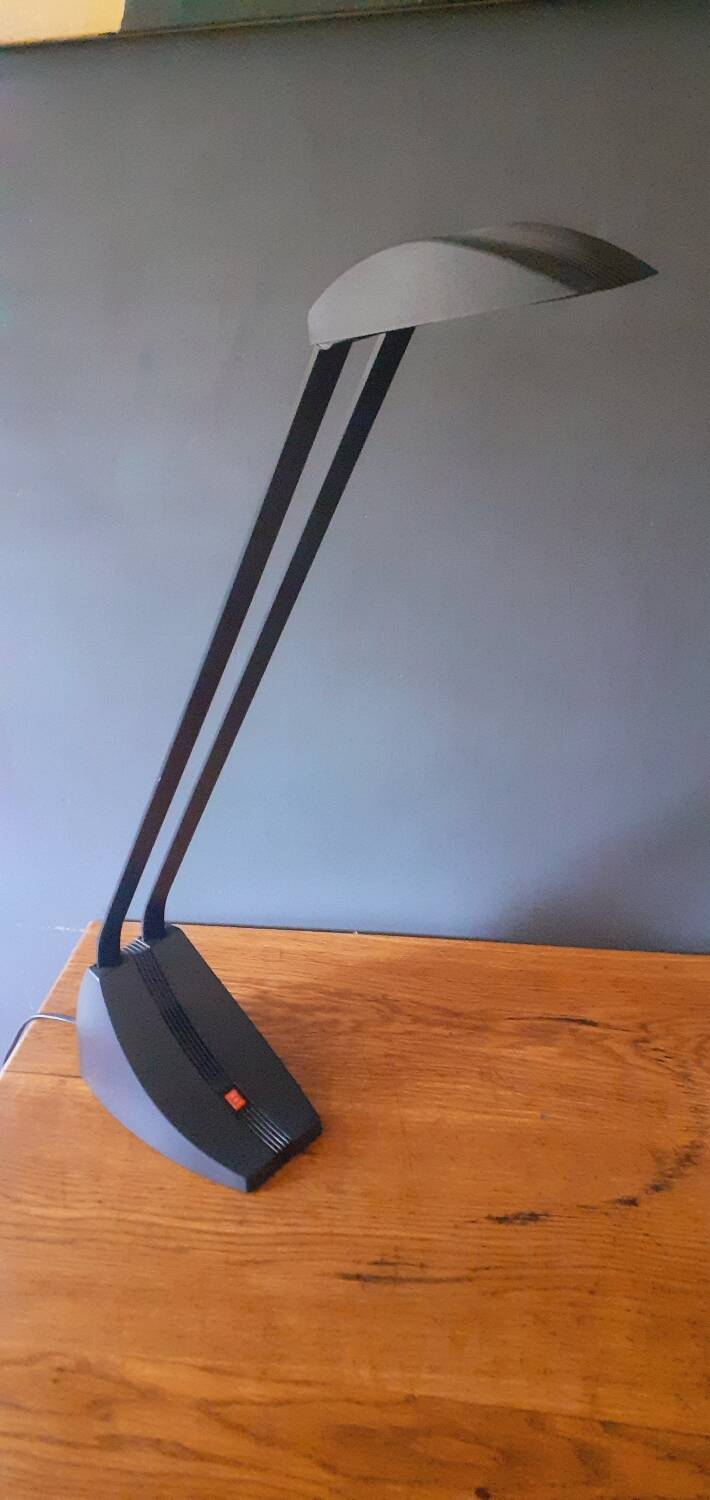 Mizar desk lamp from the 80s Italy by G. Linardi