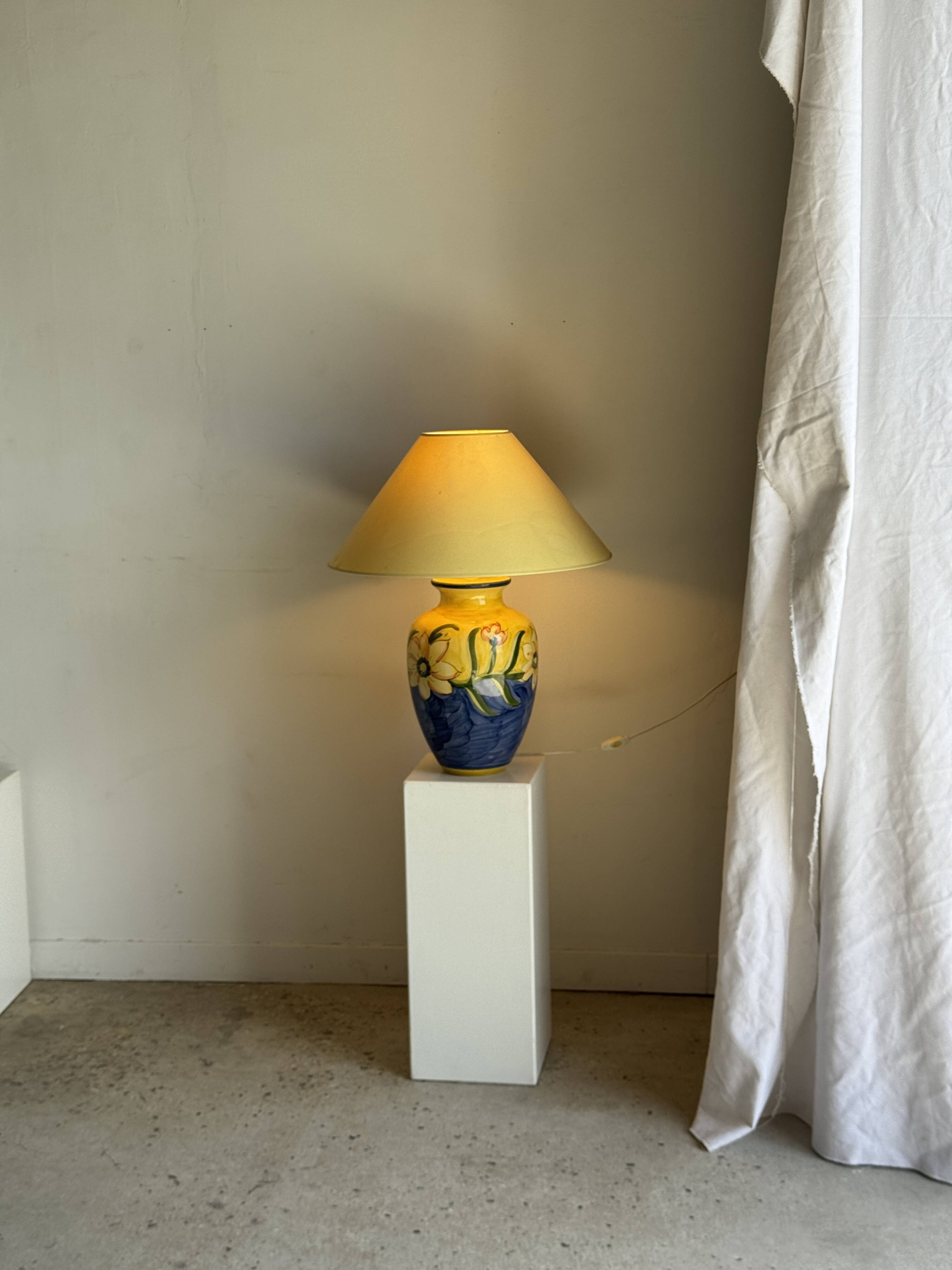 Large blue and yellow lamp with floral patterns H60