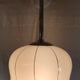 Vintage wall light in brass, porcelain and opaline - mid 20th century.