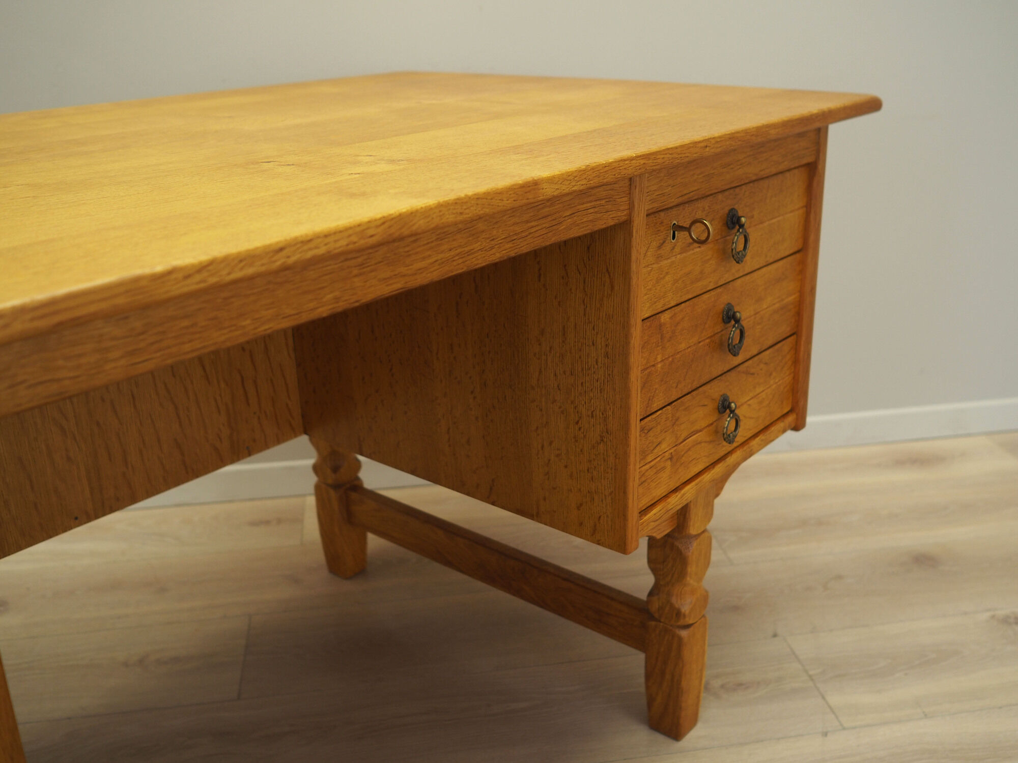 Oak desk, Danish design, 1960s