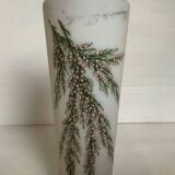 Ancien vase opaline fleurs émaillées