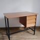 Bureau en formica