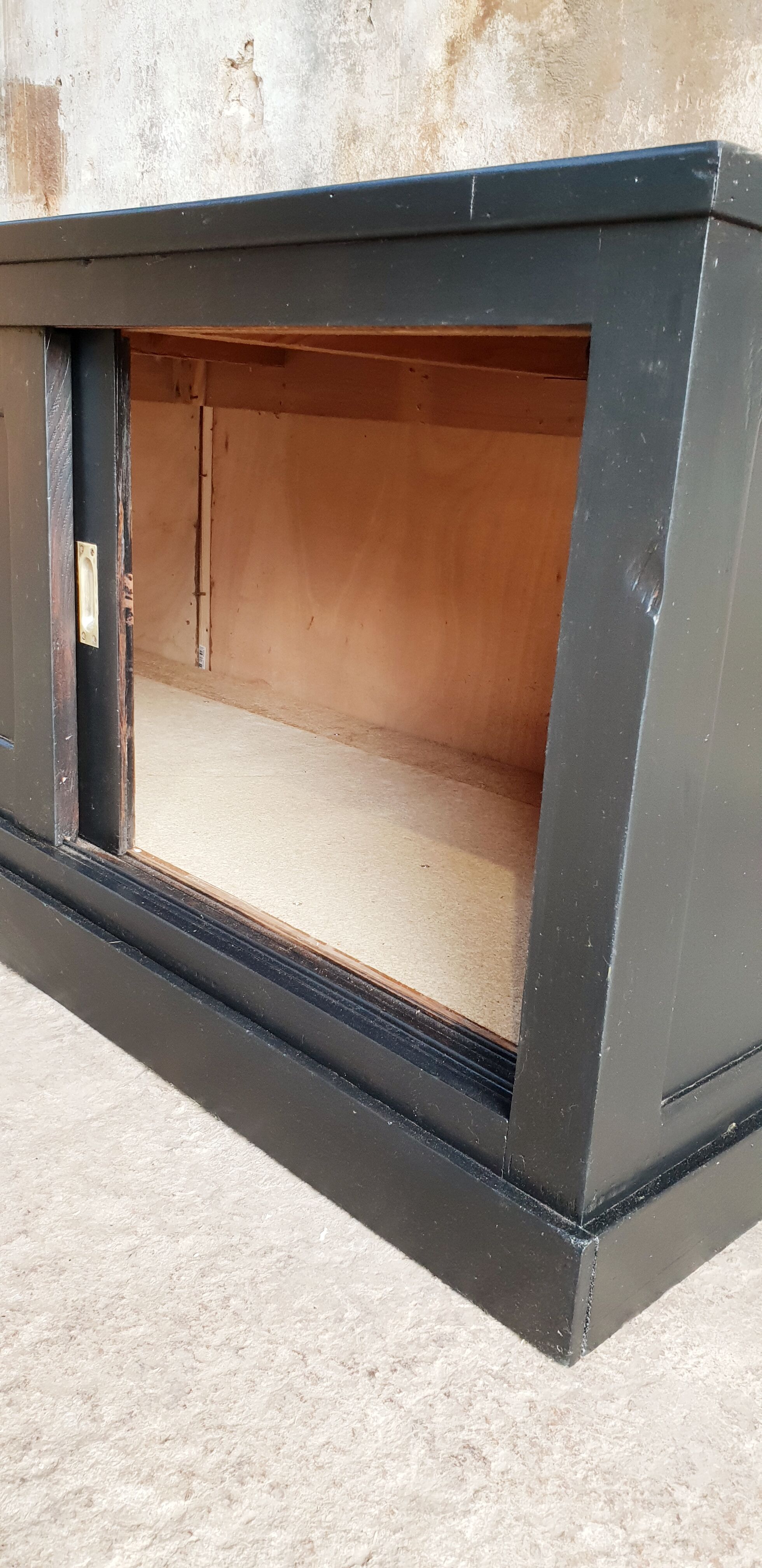 Trade furniture