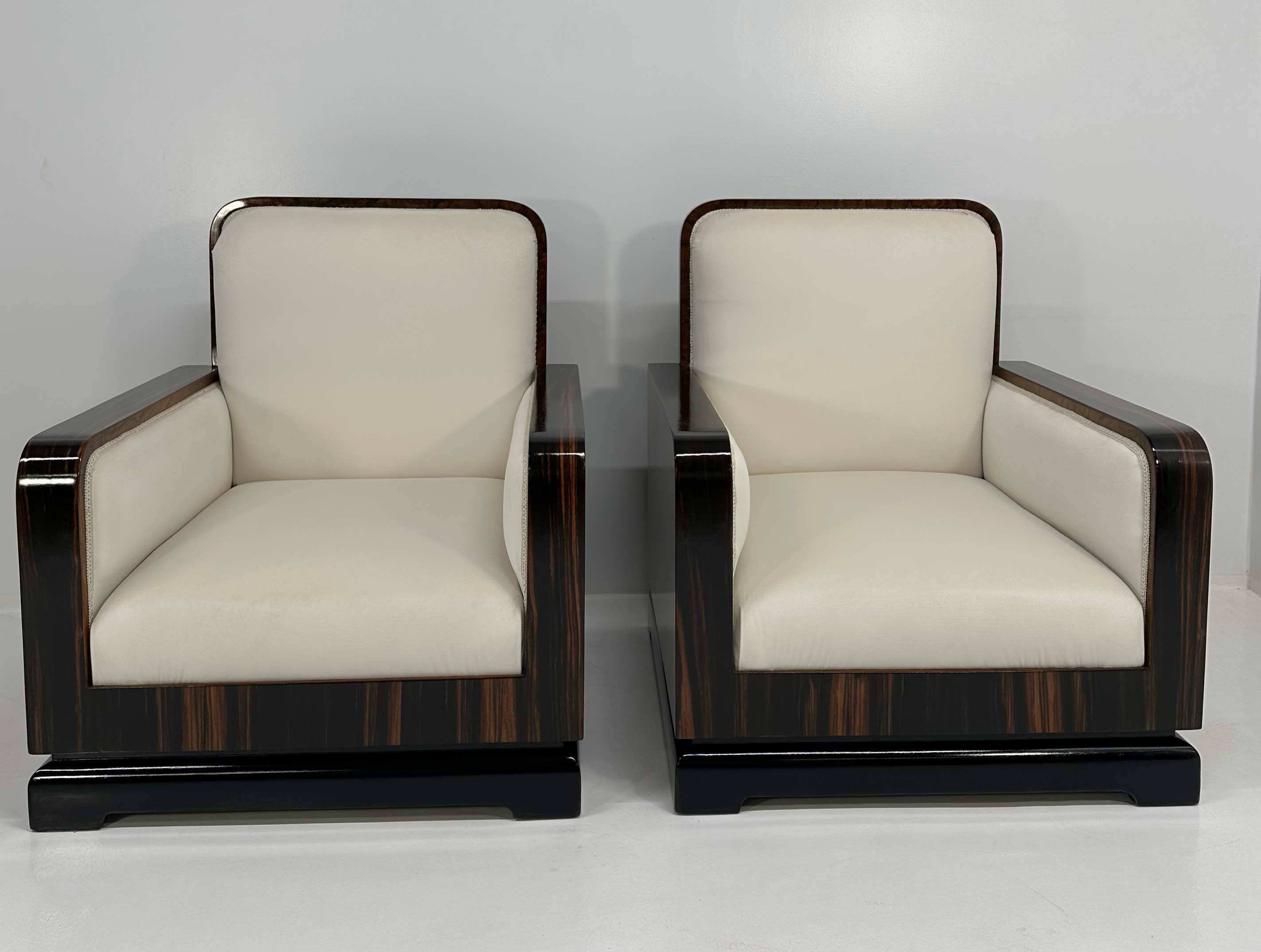 Set of Art Deco Italian Macassar and Walnut Root Armchairs, 1930s