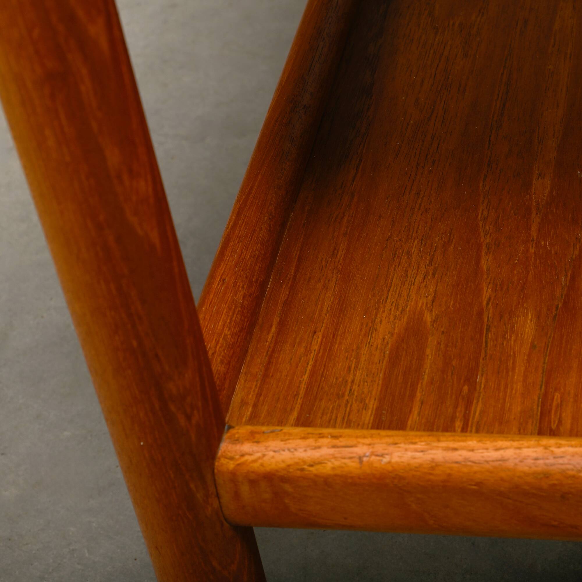 Hans J. Wegner AT-45 Trolley en teck pour Andreas Tuck et Illums Bolighus