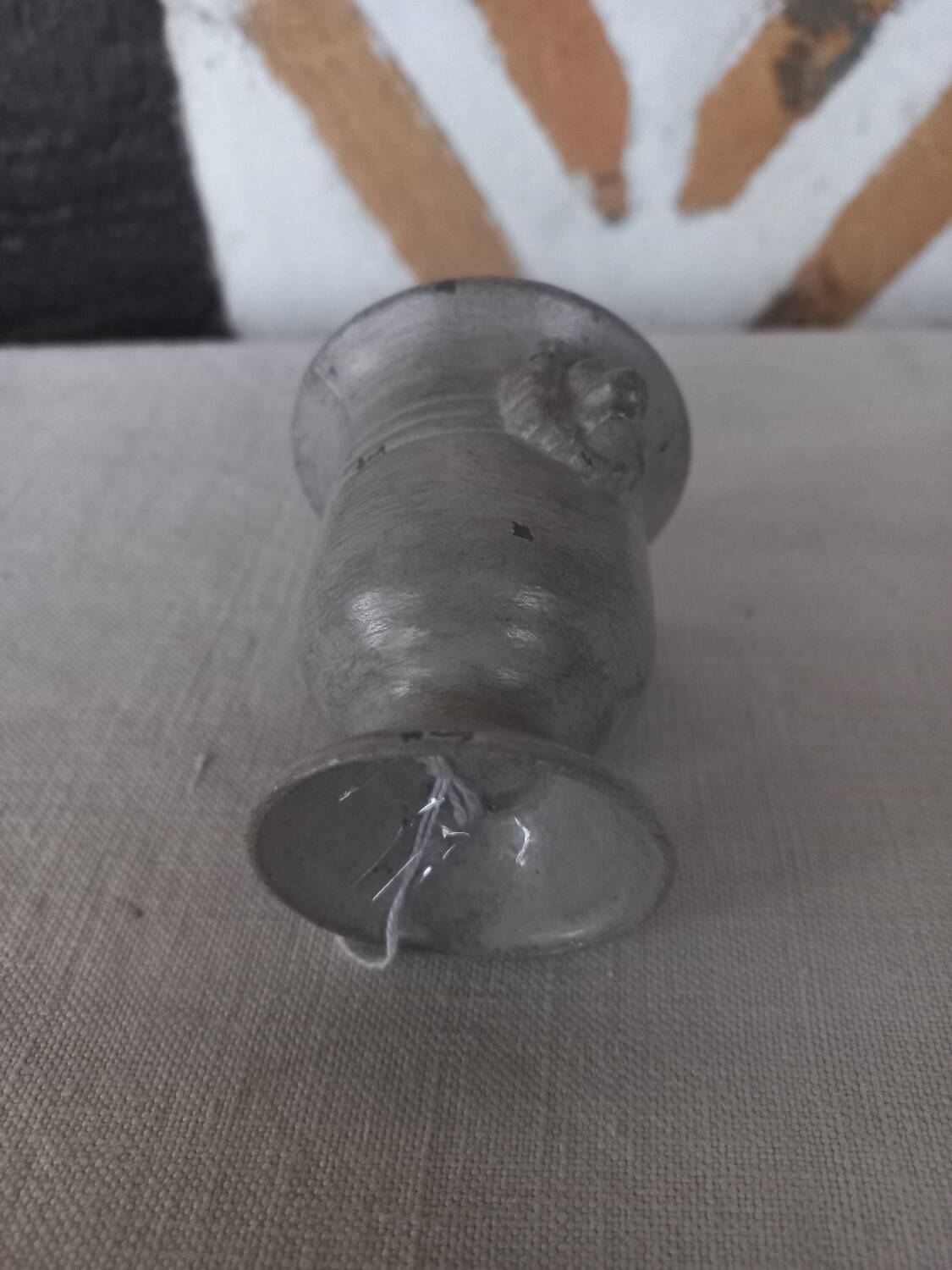 Small Medici lion head vase