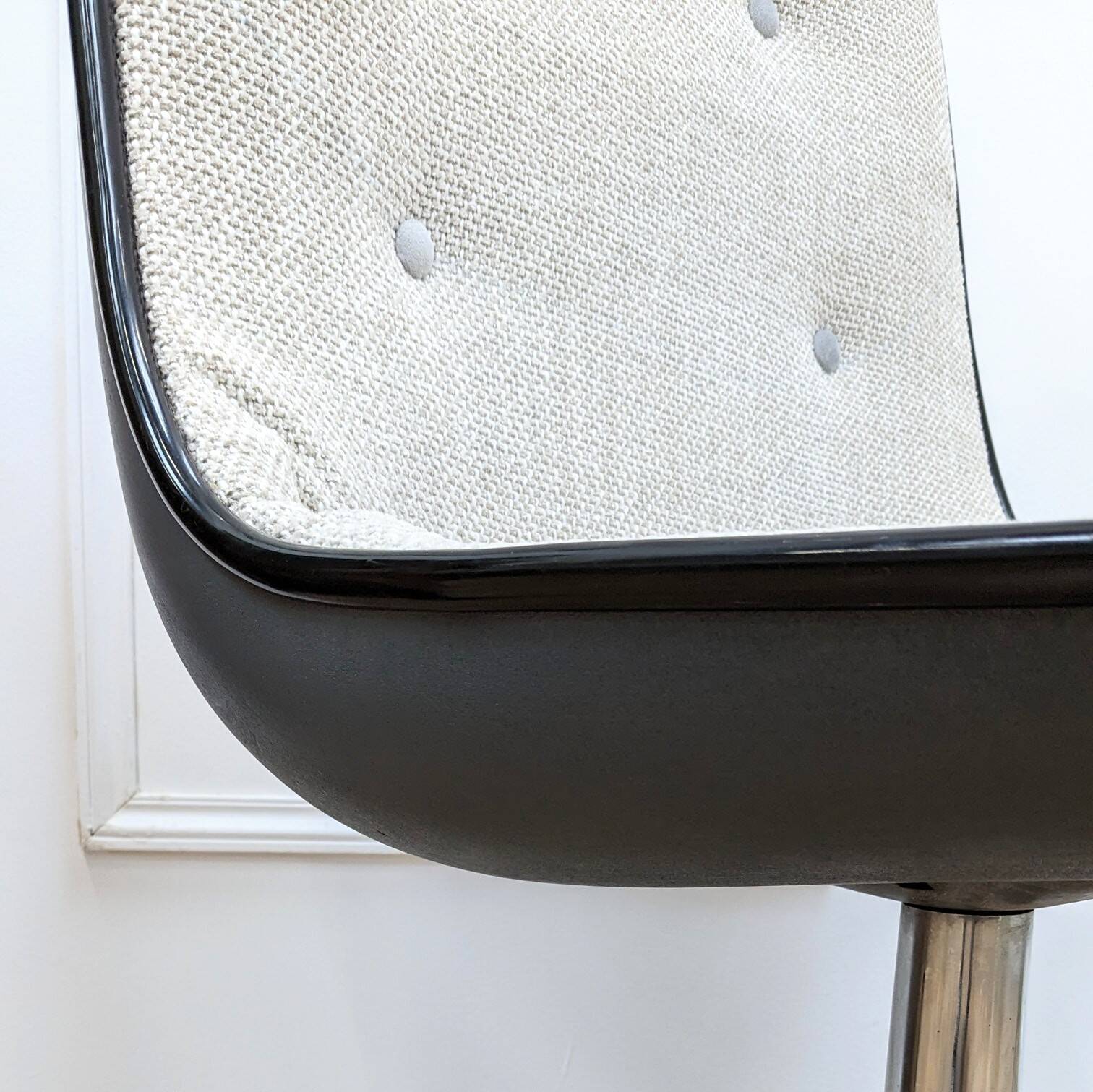 Model 451 armchair by Randall Buck