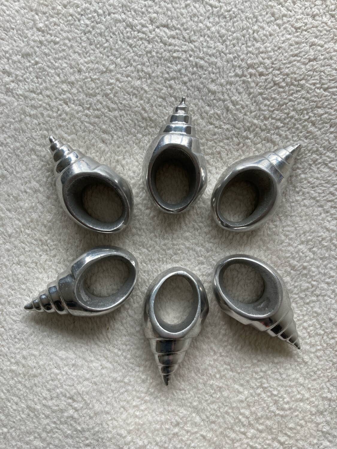 6 silver metal shell napkin rings