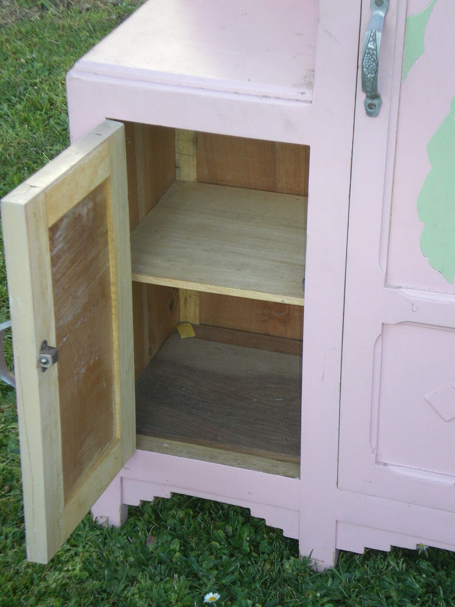 Vintage Baby Room: Storage wardrobe (Bed + mattress in separate announcement)