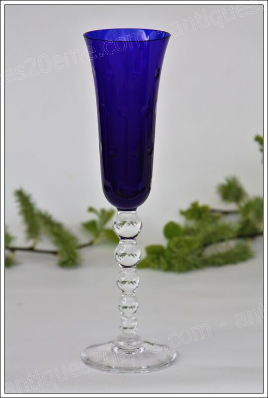 Model Bubbles series of 6 color St Louis Crystal champagne flutes