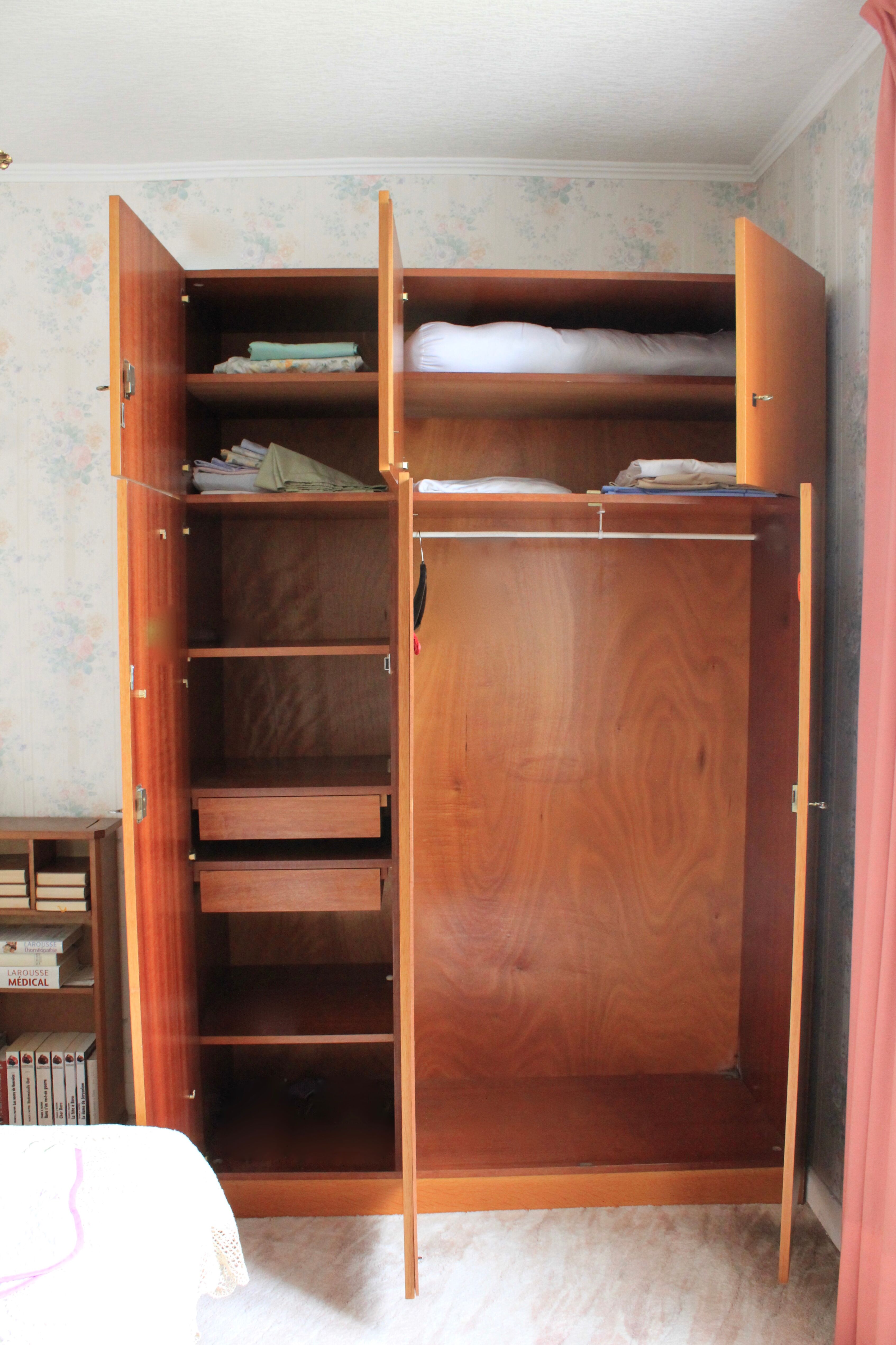 Wardrobe wardrobe 70s