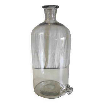 Blown glass laboratory glassware - early 20th century