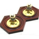 2 appliques hexagonales en bois et laiton, 1970 / 80