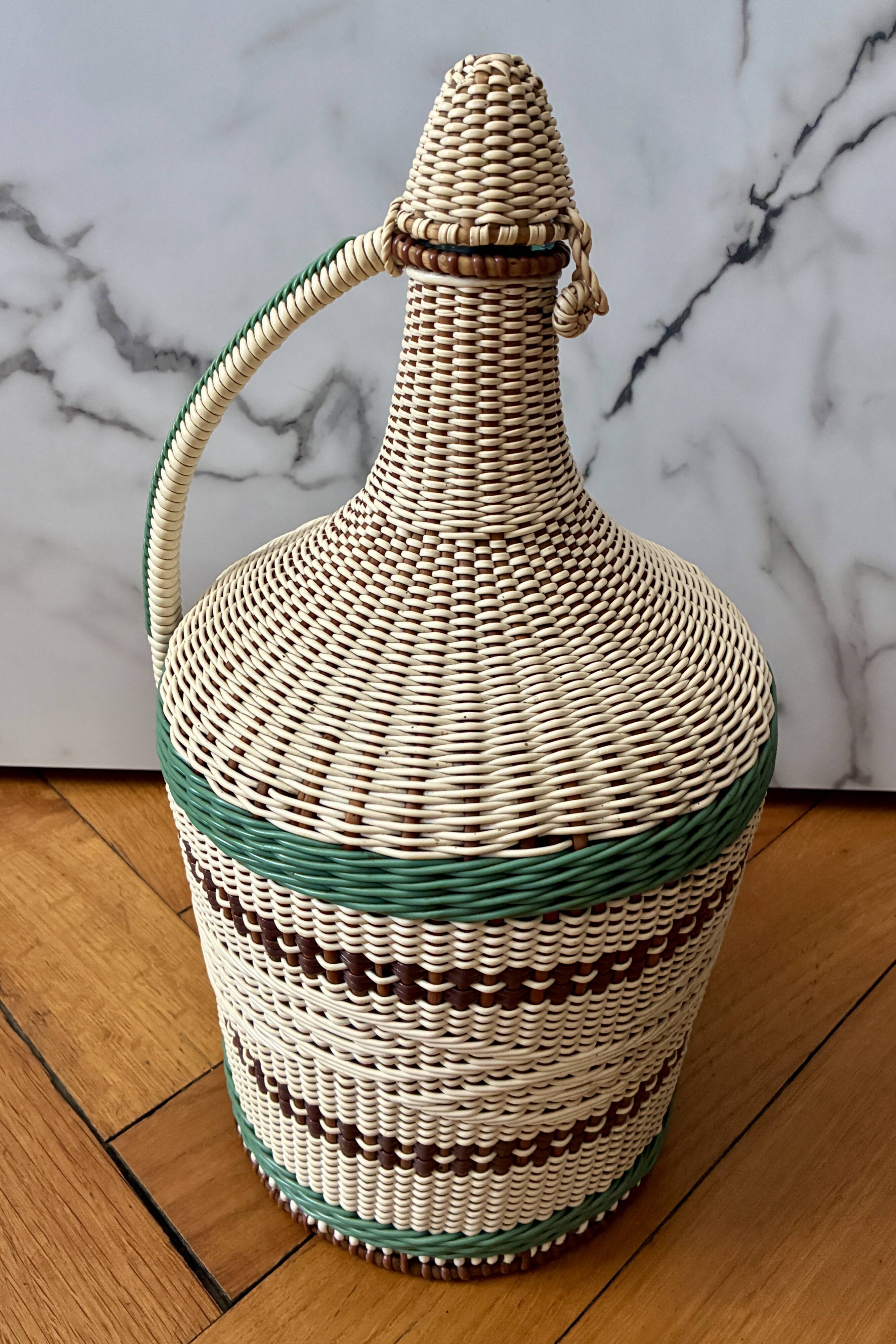 Vintage Scoubidou bottle 41 cm