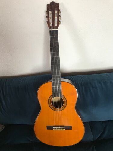 Yamaha g-245 s2 guitar