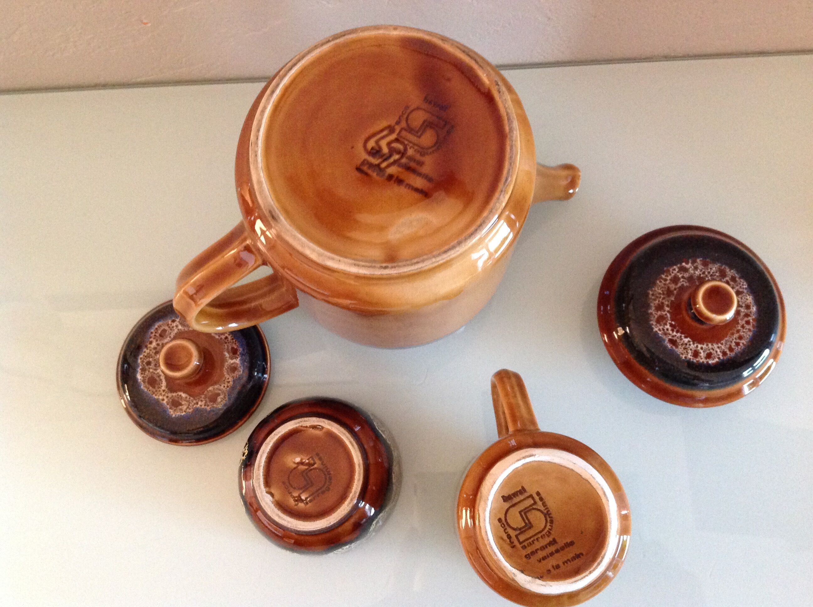 Coffee maker, milk pot and sugar décor Hawaii of the Sarreguemines vintage Earthenware 60s-70s