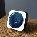 Vase contemporain en céramique émaillée bleue