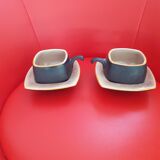 Duo of cups in glazed and matt sandstone. with saucers.
