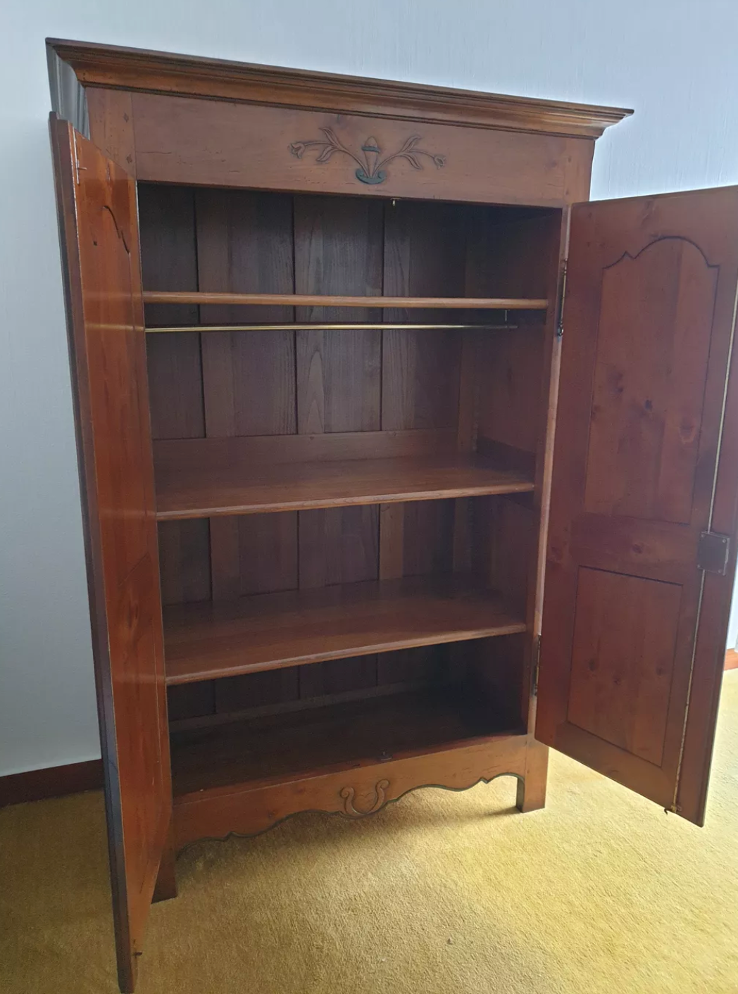 Wardrobe 2 doors cabinetmaking