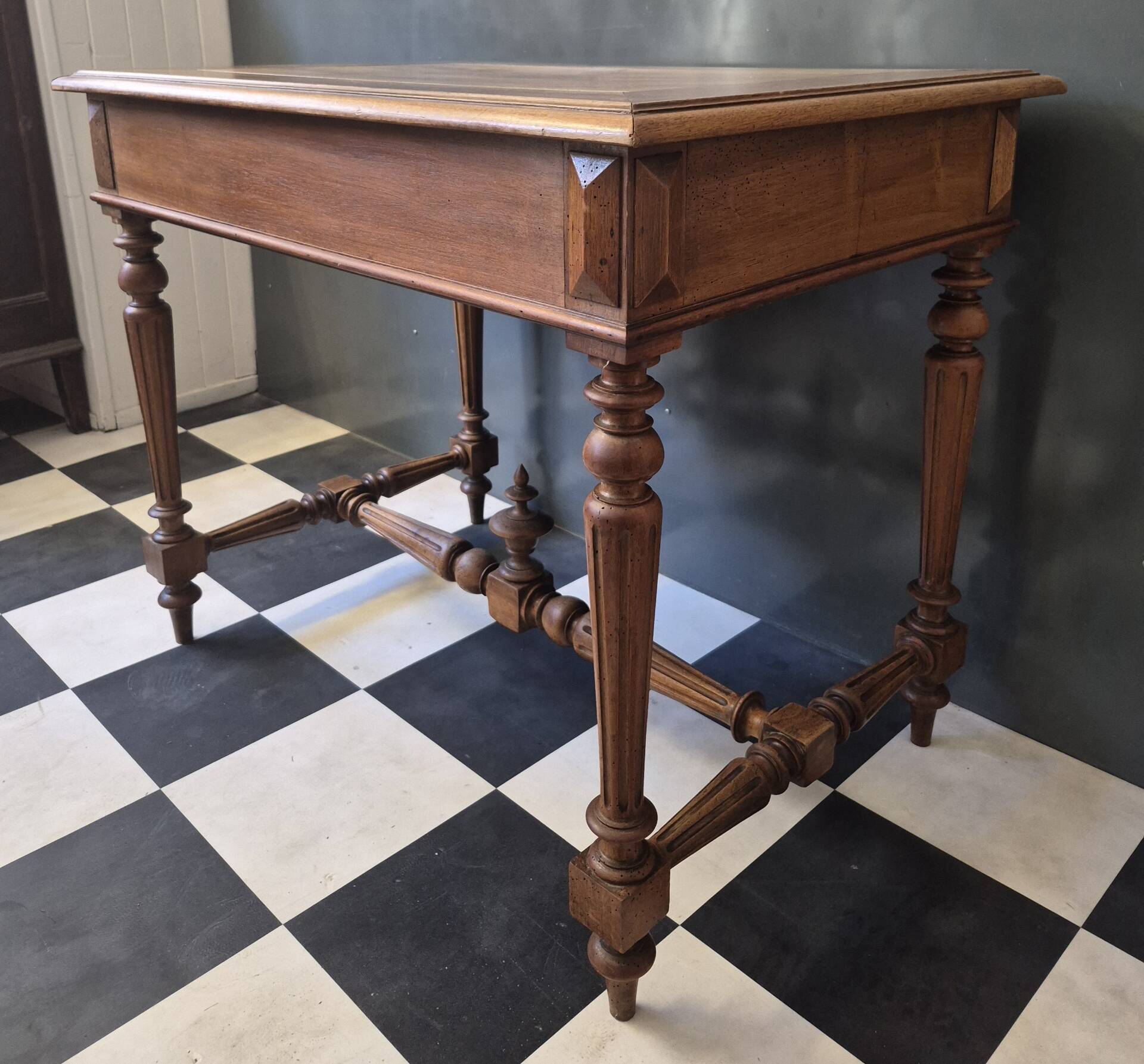 Ancienne table à écrire d'appoint bureau en bois massif 