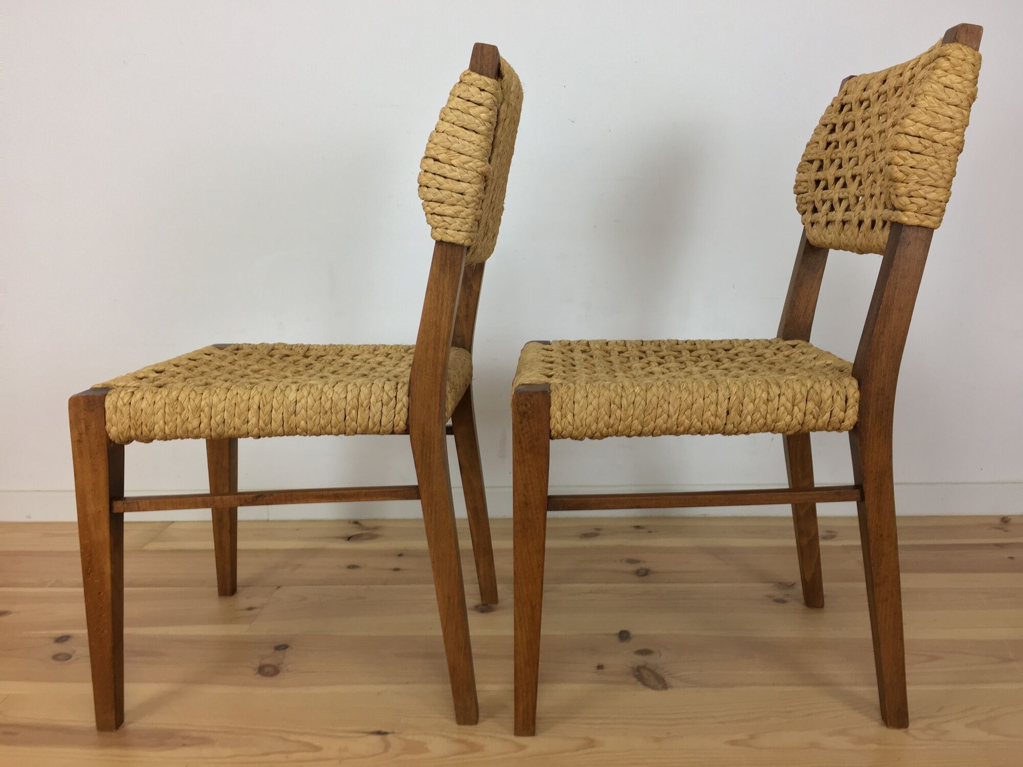 Pair of Vibo Vesoul chairs