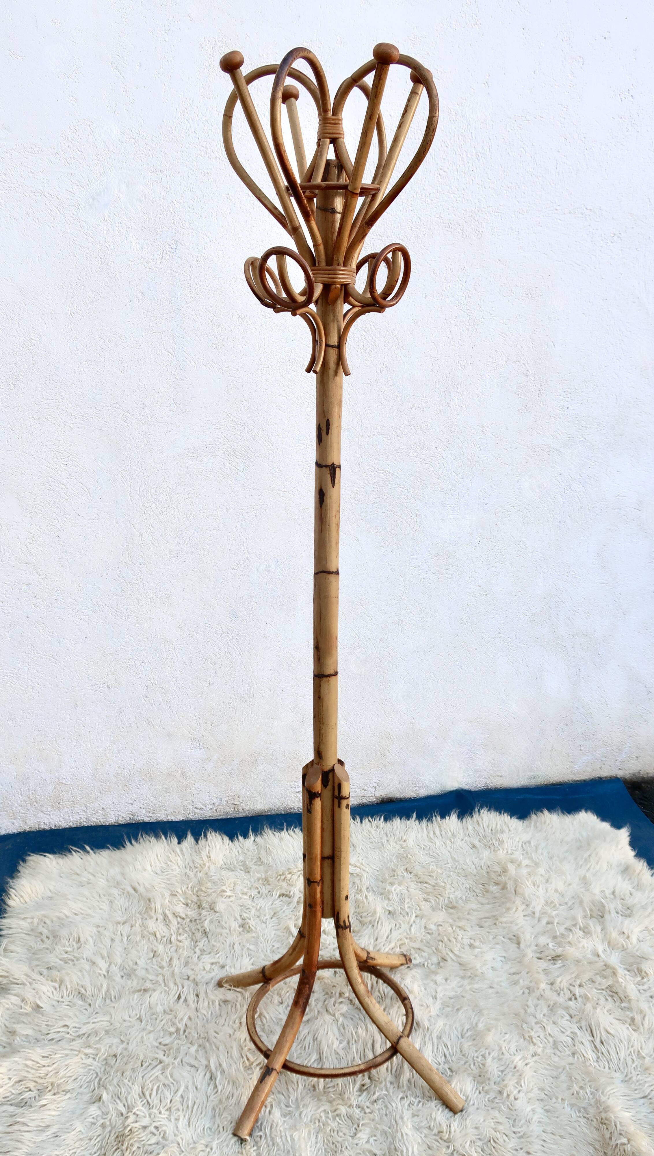 Vintage bamboo and rattan parrot coat rack, 1960s, TBE