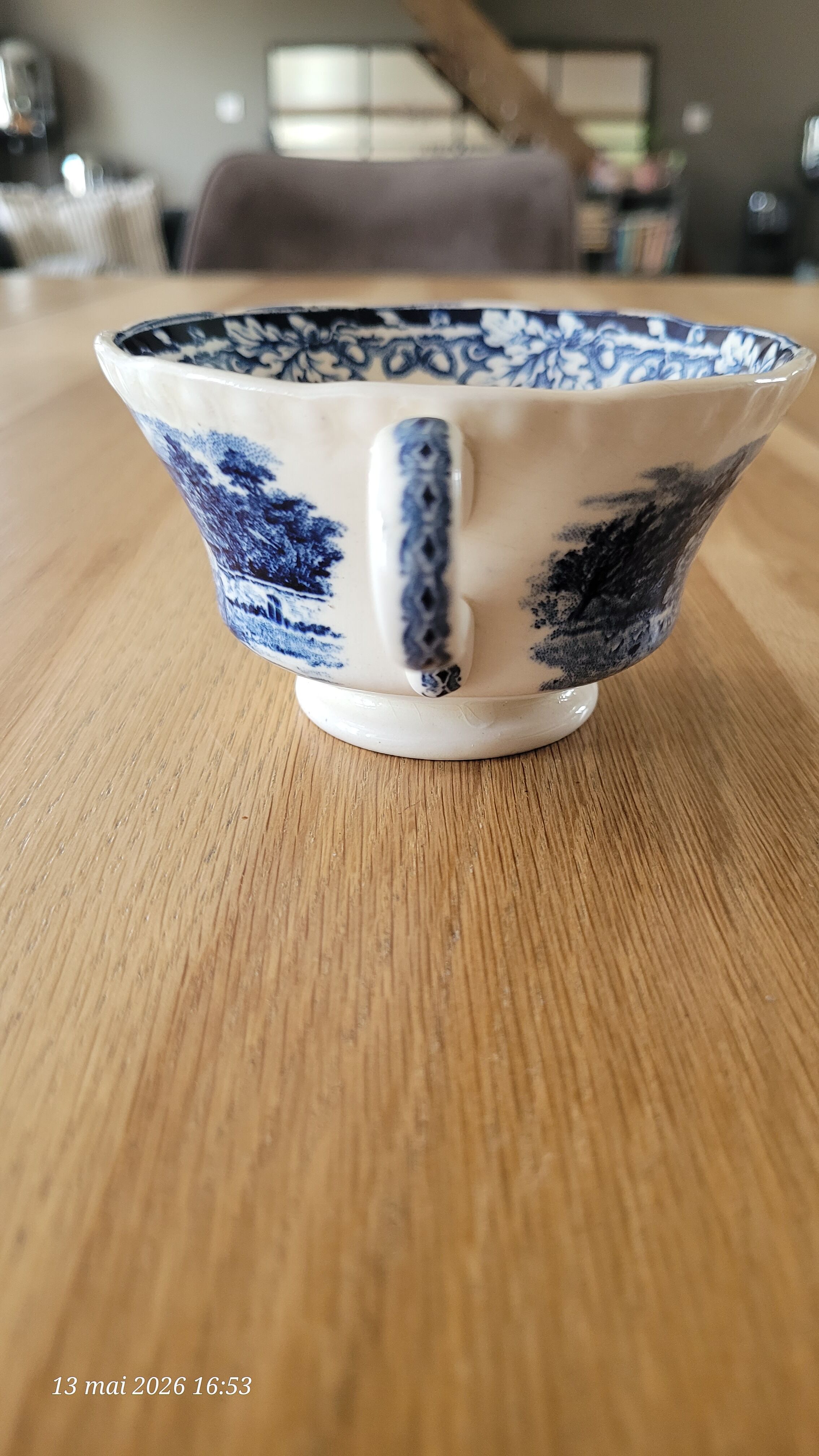 4 tasses anciennes Sté Céramique Maestricht Boerenhoeve bleues