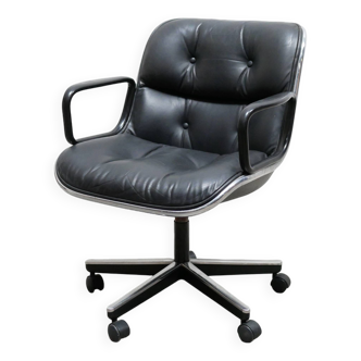 Black leather armchair by Charles Pollock for Knoll International