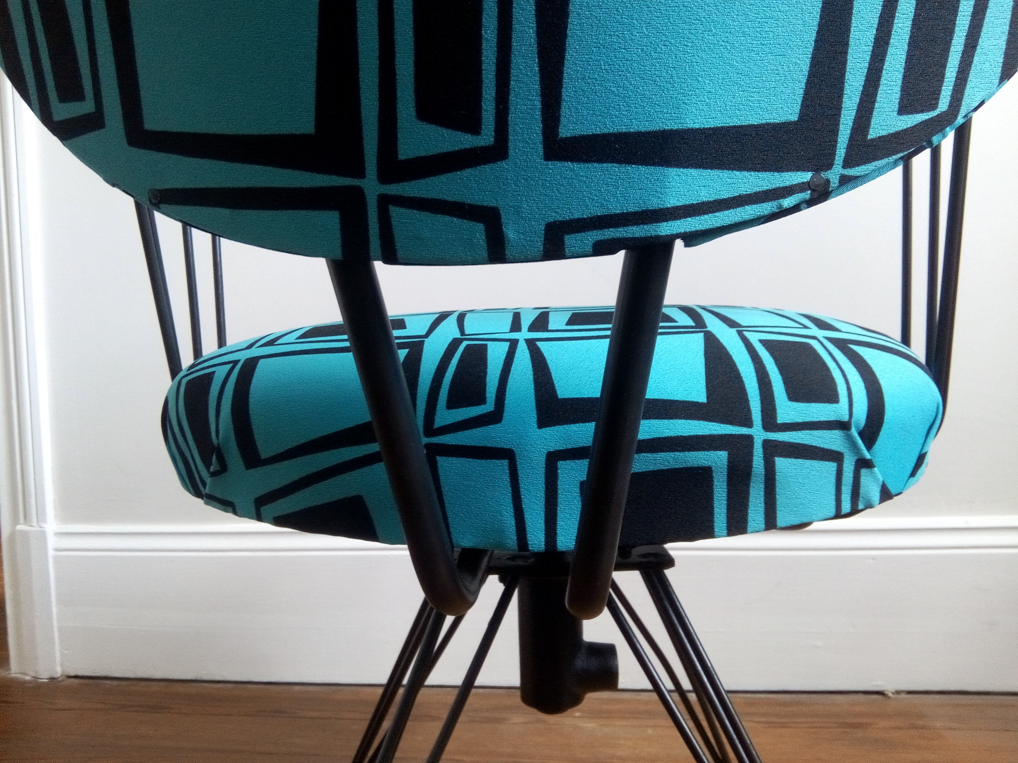 Hairdresser's armchair from the 60s