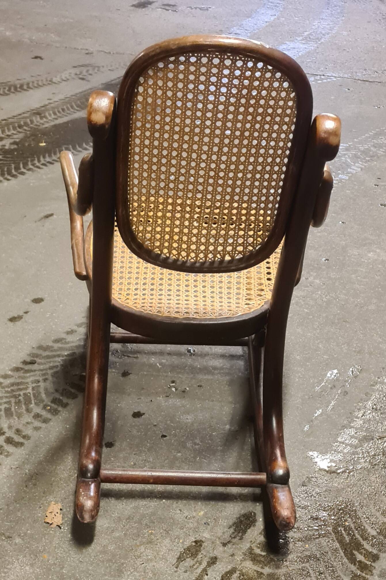 Thonet children's rocking chair