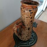 Ceramic broc