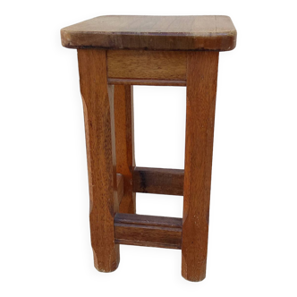 ancien tabouret en chêne