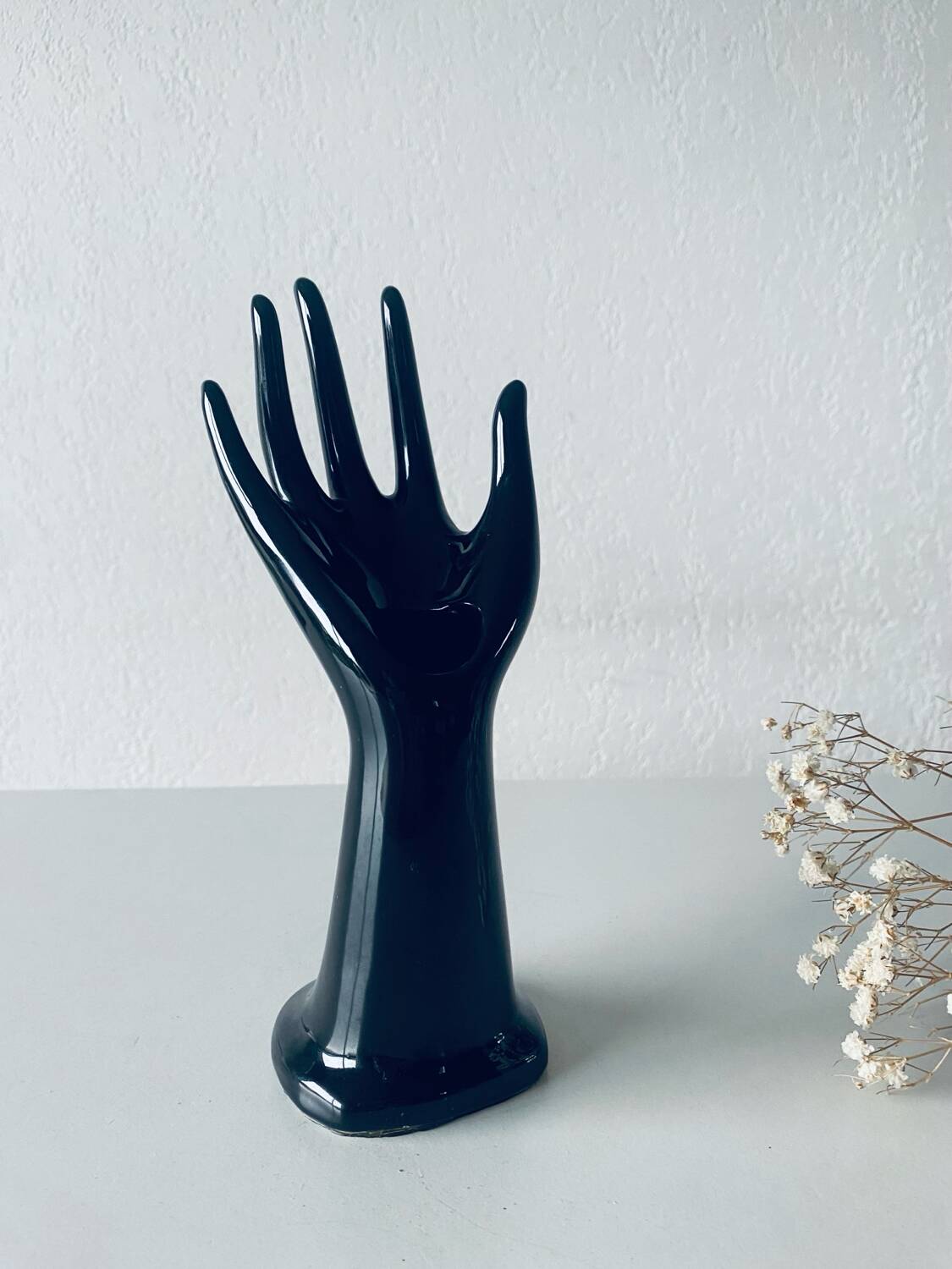 Handmade ceramic vase and jewelry holder