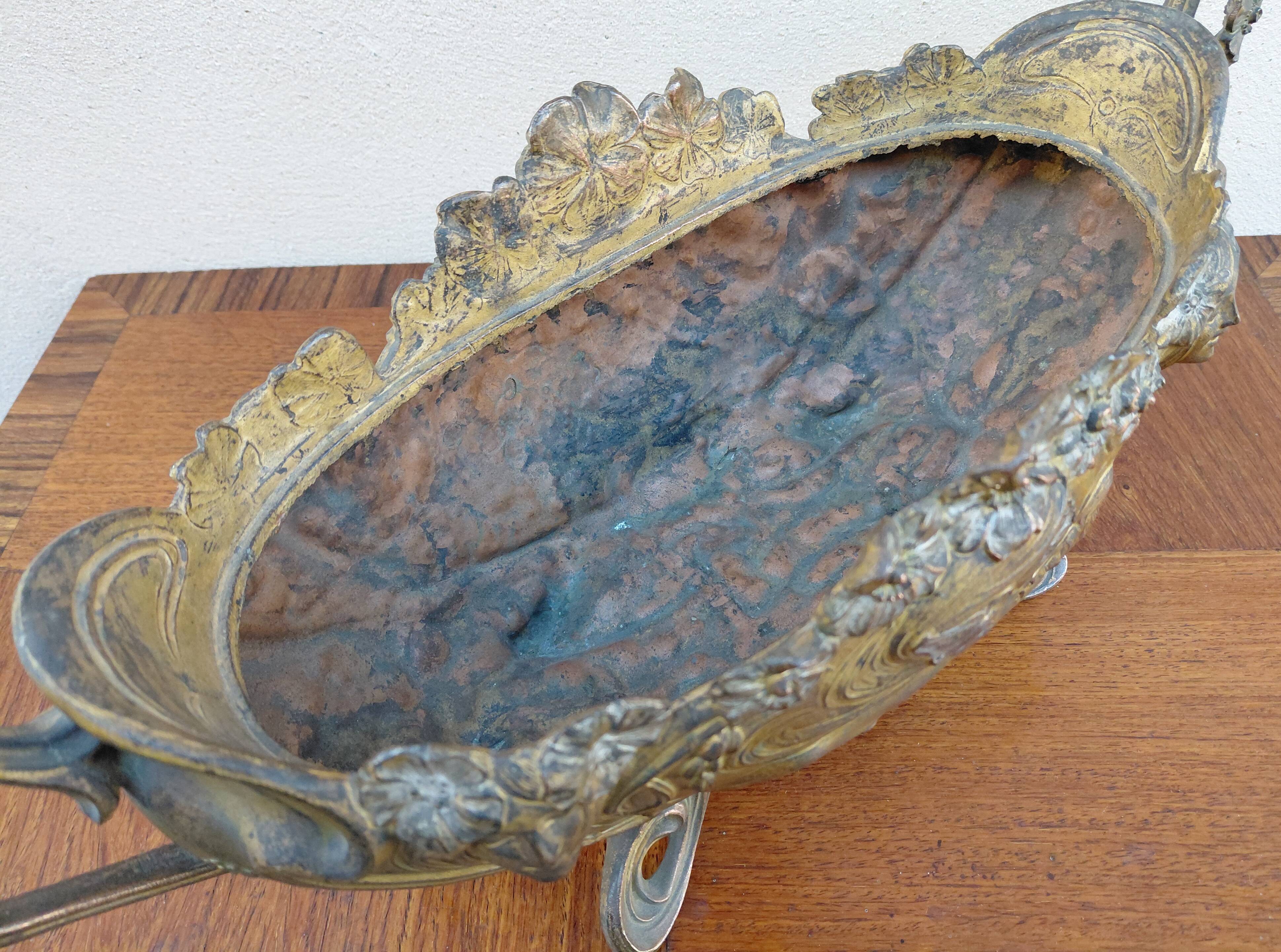 Jardinière en bronze de Claude Bonnefond