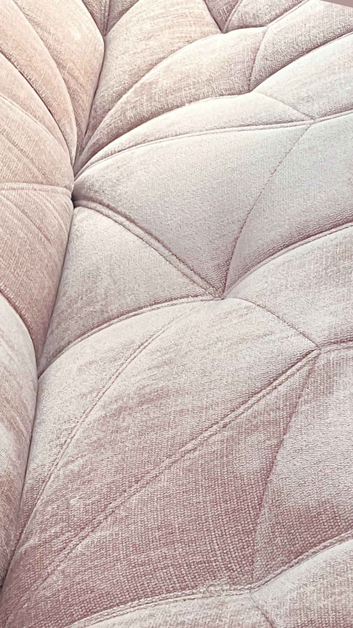 Cinna 'Ottoman' sofa in pale pink velvet, Ligne roset 1980