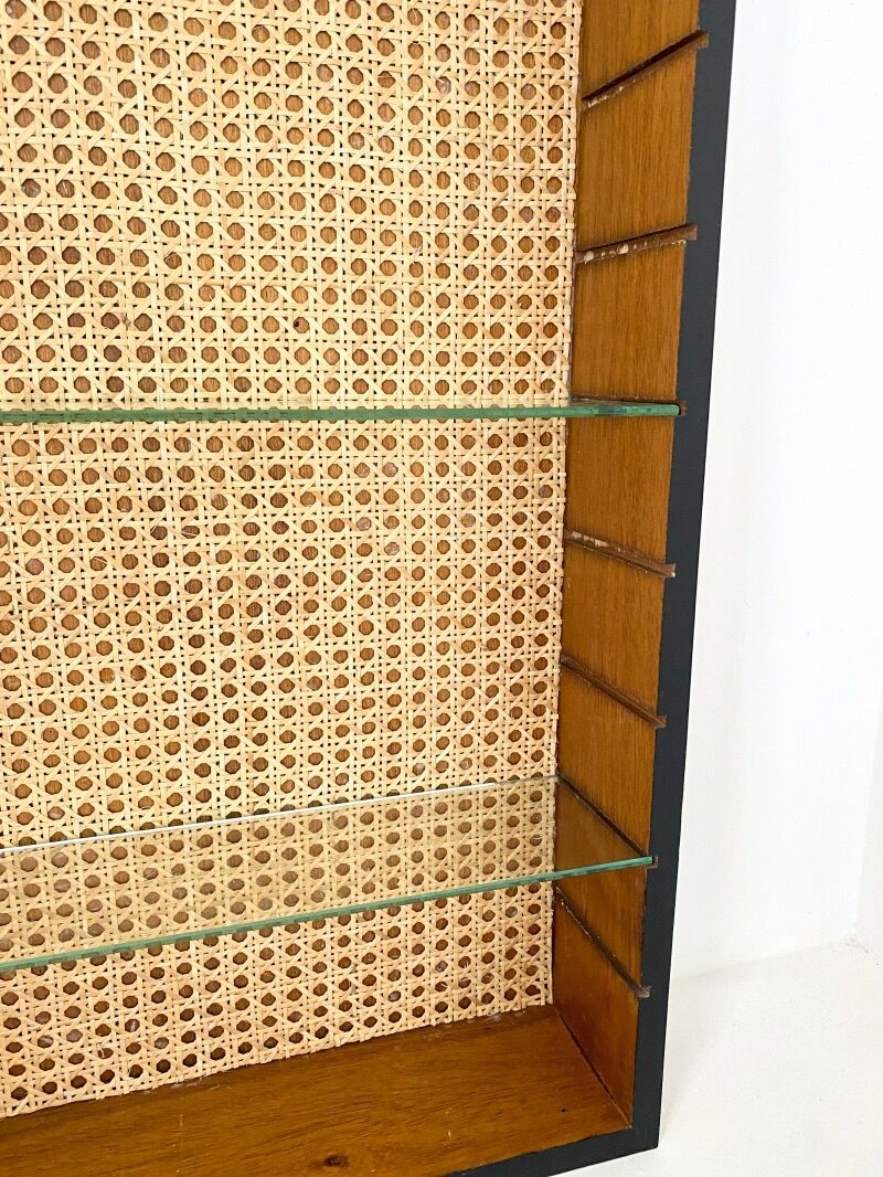 Wooden wall shelf and canning