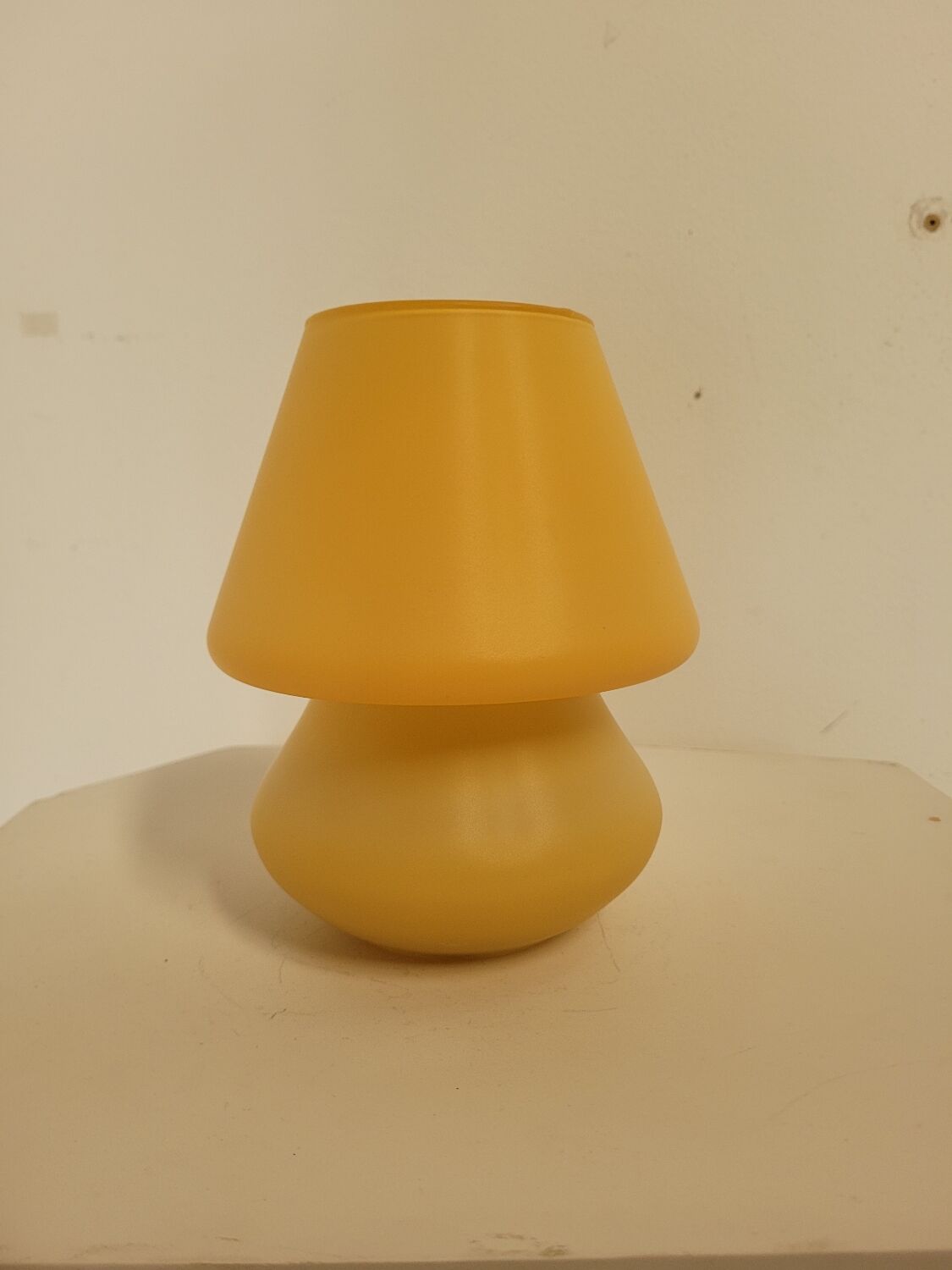 Small vintage lamp in orange opaline glass from the 1970s