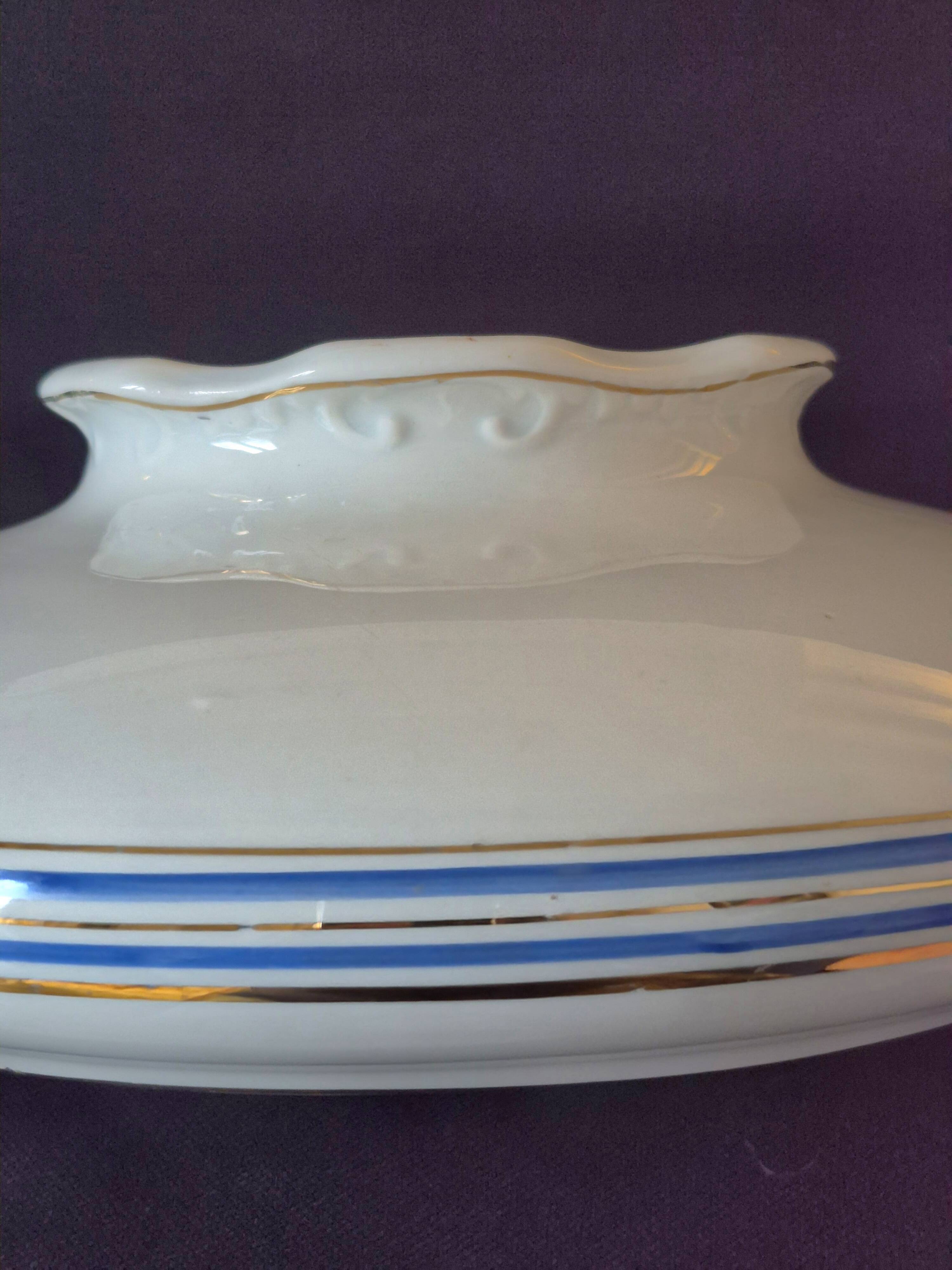 Vegetable dish or soup tureen in Onnaing earthenware A524
