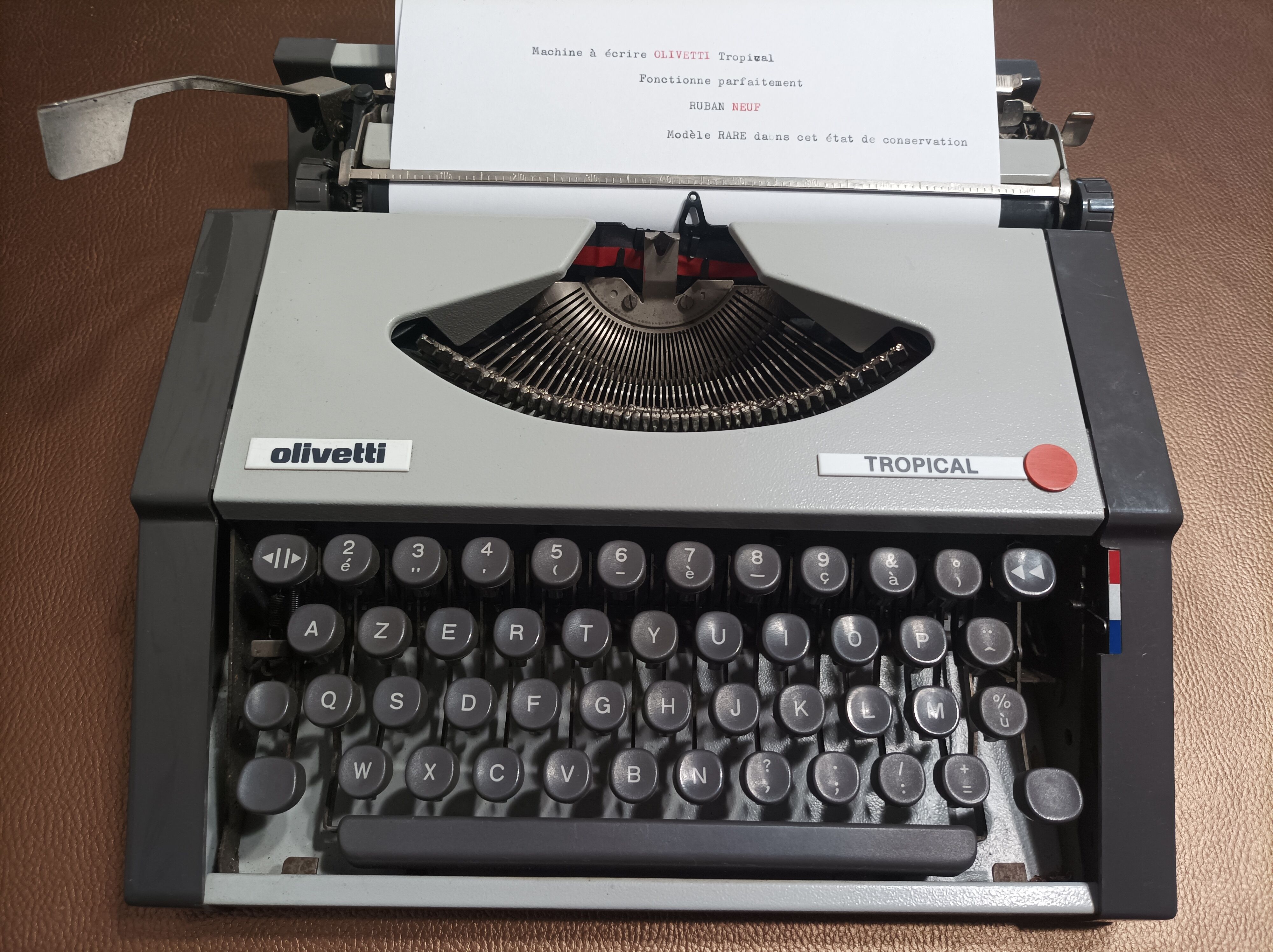 Olivetti Tropical typewriter - 1984
