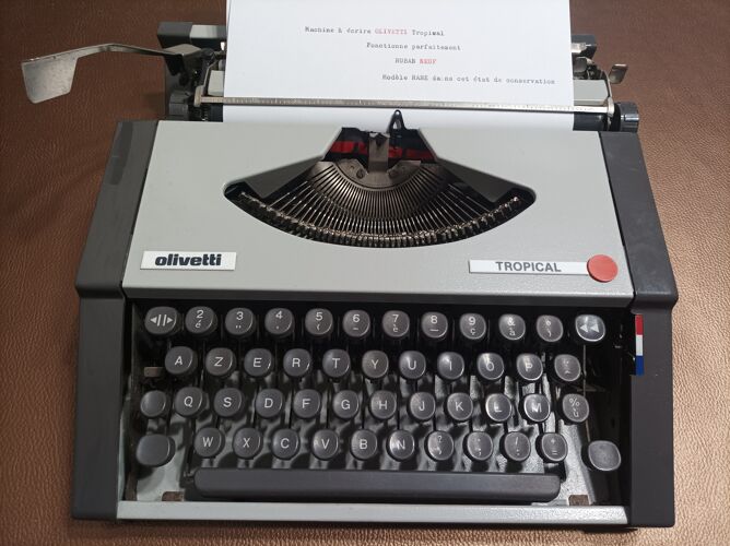 Machine à écrire Olivetti Tropical - 1984
