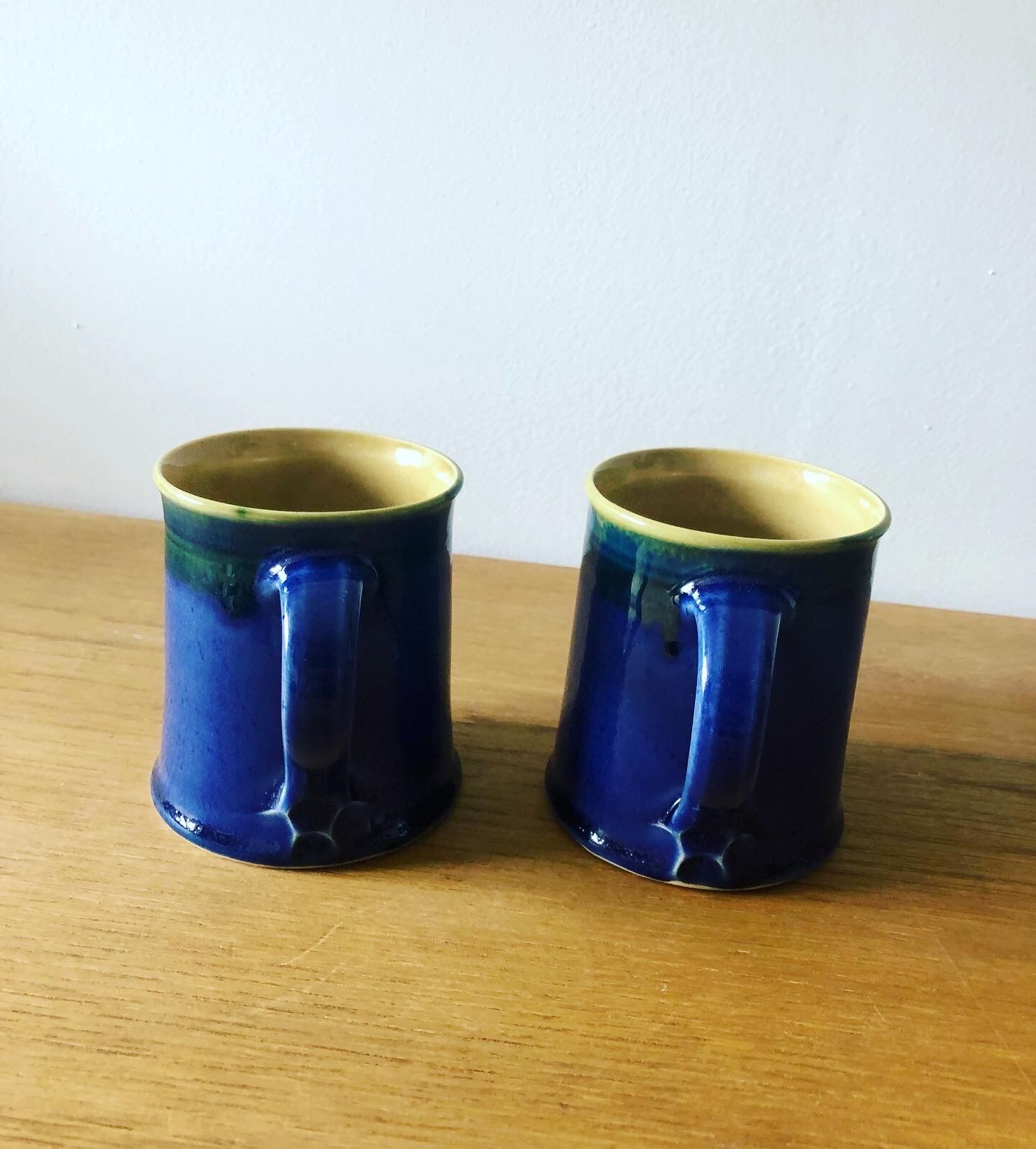 Set of 2 mugs