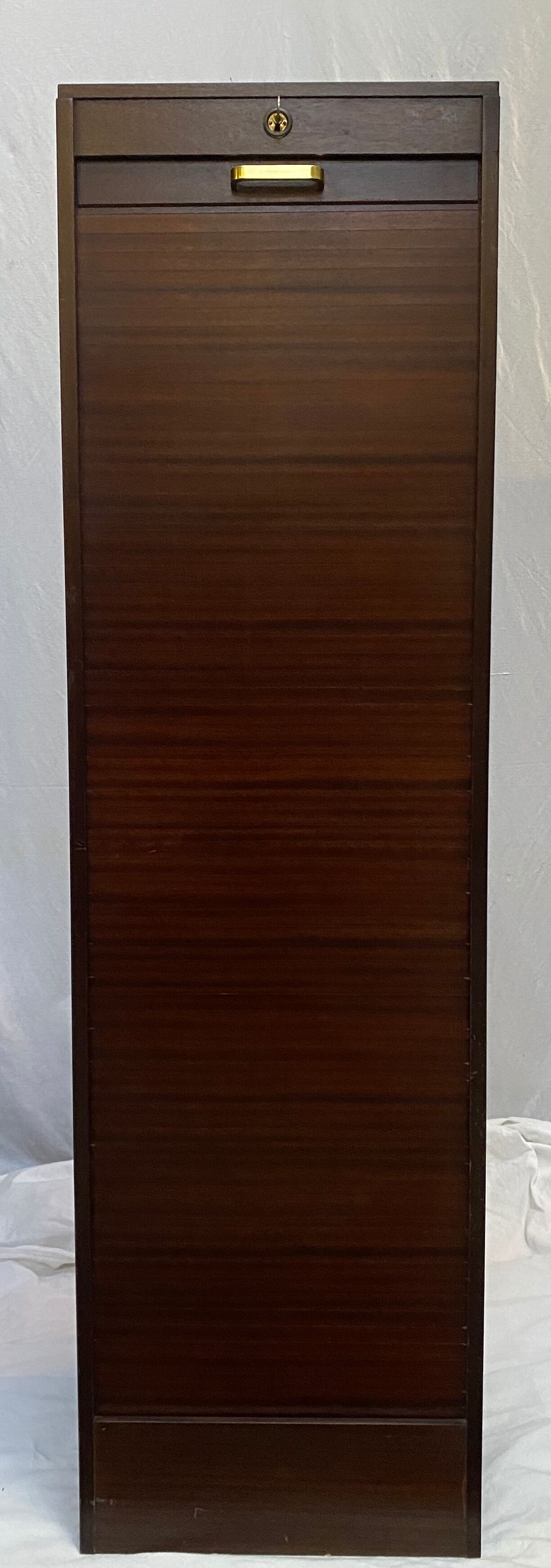 Meuble classeur à rideau années 1960