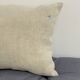 Coussin en toile ancienne style Kilim