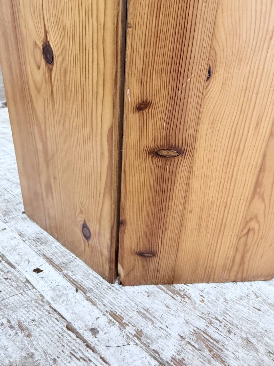 Hexagonal console table guéridon Regain pine 1970
