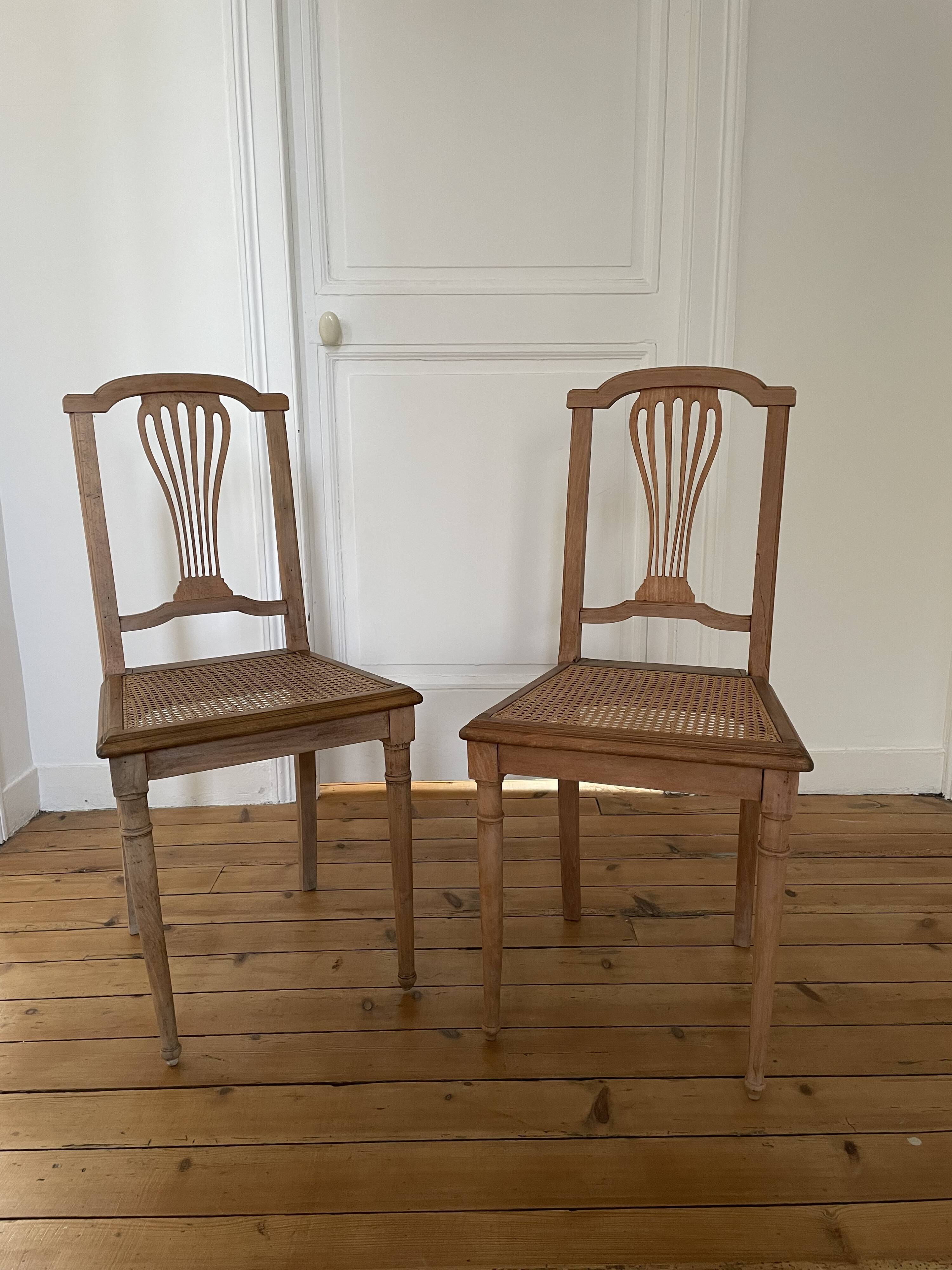 Paire de chaises cannées Art Déco