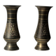 Paire de deux petits vases en métal ciselés H15,5 D6,5